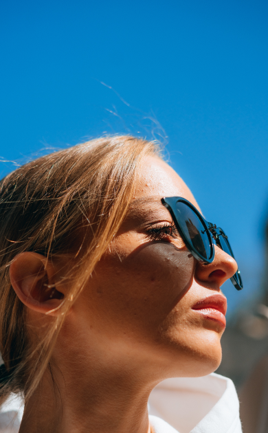 100% UVA/UVB Lenses